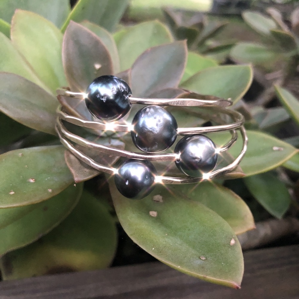 14k GOLD FILLED TAHITIAN PEARL Bangle